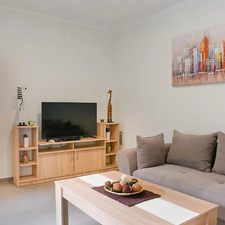 Apartman Centar Lux 3 *